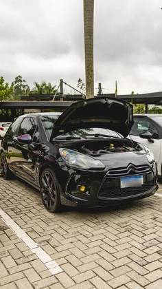 CITROËN DS3 1.6 THP GASOLINA SPORT CHIC MANUAL CITROËN DS3 1.6 THP GASOLINA SPORT CHIC MANUAL